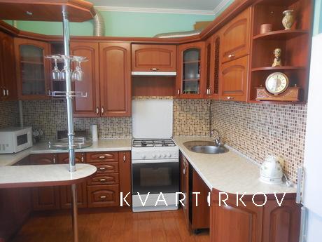 Двокімнатна елітна квартира в центрі, Трускавець - квартира подобово