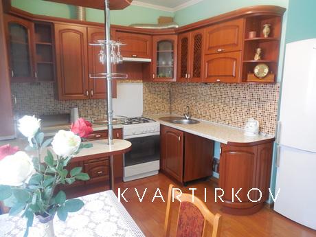 Двокімнатна елітна квартира в центрі, Трускавець - квартира подобово