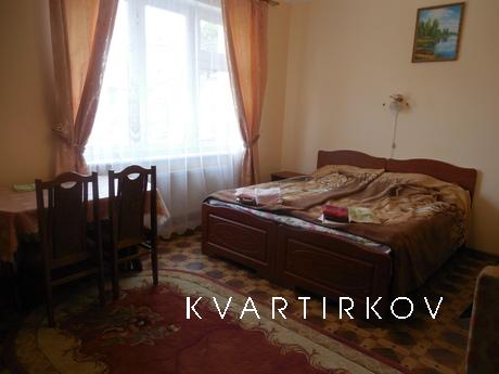 Номери в котеджі, Трускавець - квартира подобово