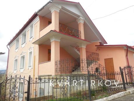 Номери в котеджі, Трускавець - квартира подобово