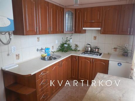 Уютная квартира, Трускавец - квартира посуточно