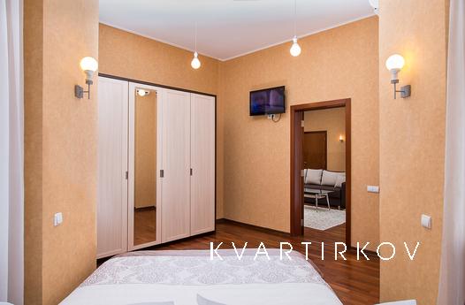 The apartment has a terrace Khreschatyk, Kyiv - apartment by the day