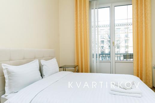 4-bedroom LUX apartment on Khreshchatyk, Kyiv - apartment by the day