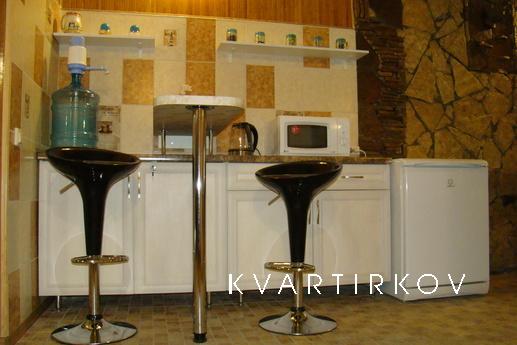 Apartments  400 UAH per 3 hours., Kherson - apartment by the day