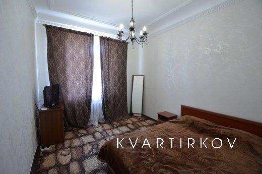 Cozy and stylish apartment!, Mykolaiv - apartment by the day