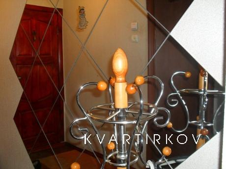 Large flat, from station 10 min walk, Saransk - apartment by the day