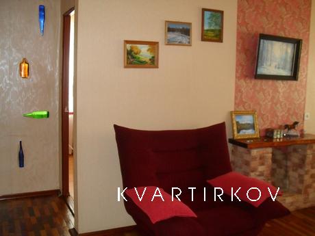 Large flat, from station 10 min walk, Saransk - apartment by the day