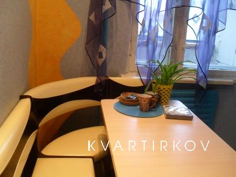 Large flat, from station 10 min walk, Saransk - apartment by the day