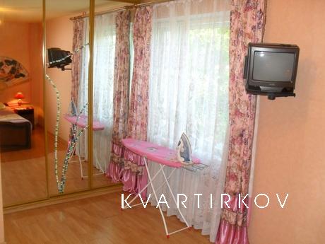 Large flat, from station 10 min walk, Saransk - apartment by the day