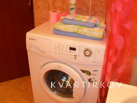 Large flat, from station 10 min walk, Saransk - apartment by the day