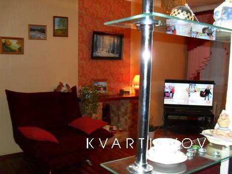 Large flat, from station 10 min walk, Saransk - apartment by the day