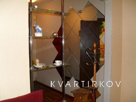 Large flat, from station 10 min walk, Saransk - apartment by the day