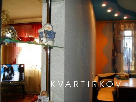 Large flat, from station 10 min walk, Saransk - apartment by the day