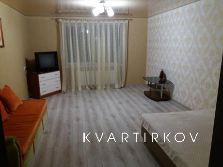 Luxury suite in a new house, Cherkasy - apartment by the day