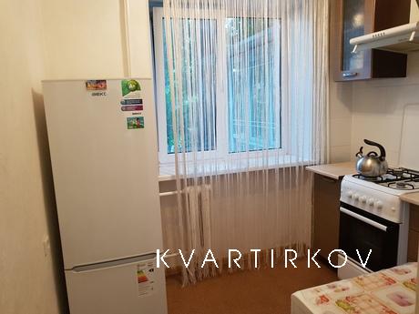 Однокімнатна квартира у моря, Чорноморськ (Іллічівськ) - квартира подобово