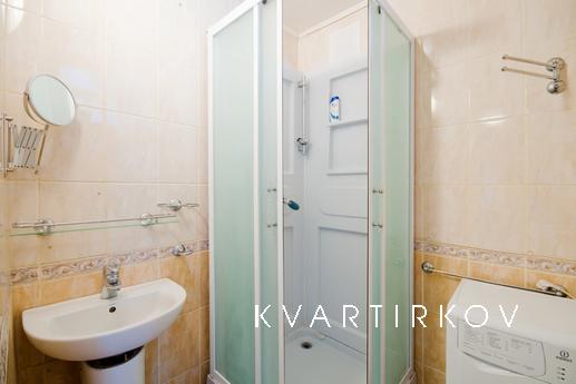 Двухкомнатная квартира в центре города, Миасс - квартира посуточно