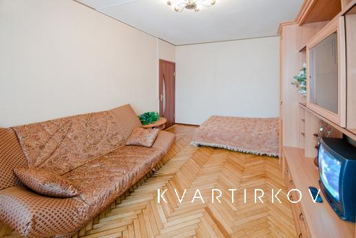 Однокомнатная квартира с мебелью, Миасс - квартира посуточно