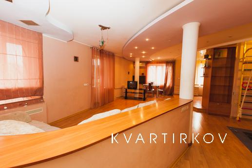 2-room apartment with a good repair, Sievierodonetsk - apartment by the day