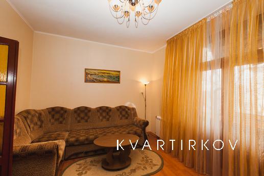 2-х кімнатна квартира в тихому районі, Сєвєродонецьк - квартира подобово