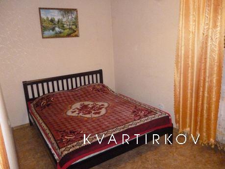 Сдам свою 2-х комнатную у моря, Севастополь - квартира посуточно