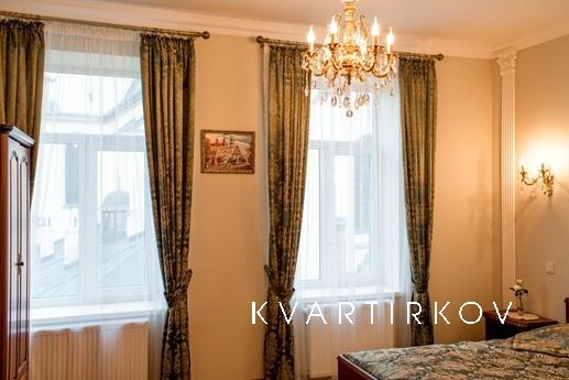 Luxury apartments at Market Square, Lviv - apartment by the day