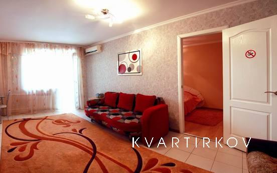 2 rooms. Suite on most Soviet-Center, Mykolaiv - apartment by the day