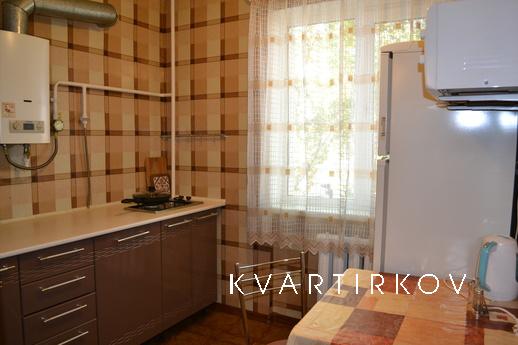 Cozy apartment, Simferopol - apartment by the day