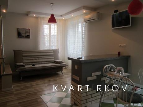Studio apartment 'Luxury', Vinnytsia - apartment by the day