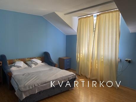 rent a house from the landlady by the se, Odessa - apartment by the day