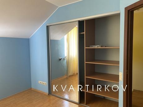 rent a house from the landlady by the se, Odessa - apartment by the day