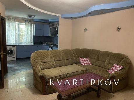 rent a house from the landlady by the se, Odessa - apartment by the day