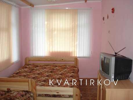 Detached house in Kastropol!, Yalta - apartment by the day