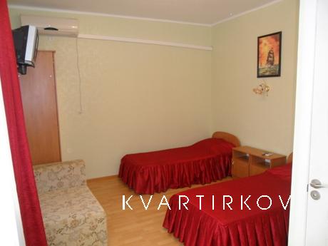 Cozy guest house near the sea, Sudak - apartment by the day