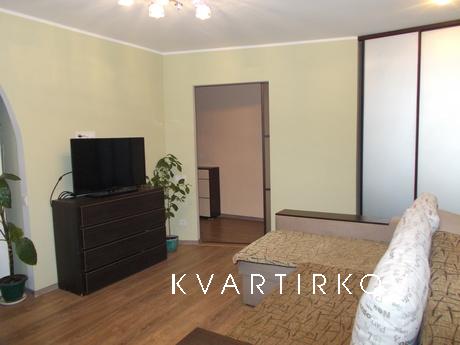 Rent the flat near the sea, Chernomorsk (Illichivsk) - apartment by the day