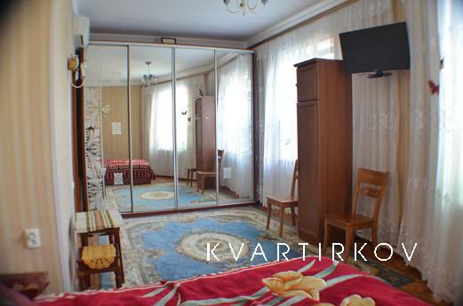 a room for a rent, Odessa - apartment by the day