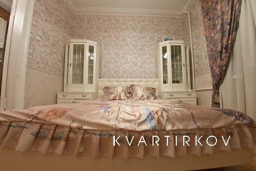 Квартира подобово 'Слов'янка', Москва - квартира подобово