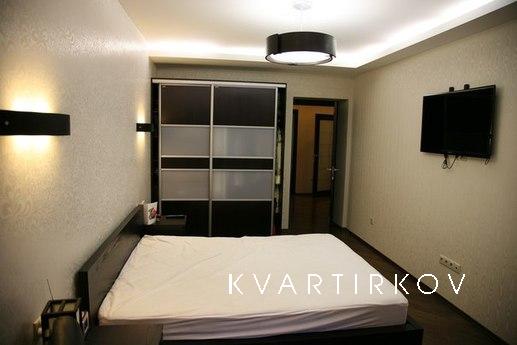 2 BR at the Boulevard of Dmitry Donskoy, Moscow - apartment by the day