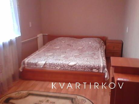 сдам свою 2х ком  квартиру отдыхающим, Черноморск (Ильичевск) - квартира посуточно