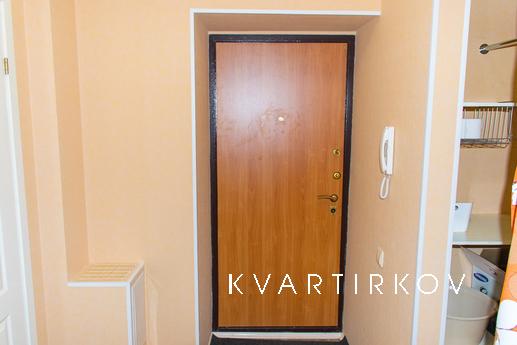 Однокомнатная квартира-студия, Екатеринбург - квартира посуточно