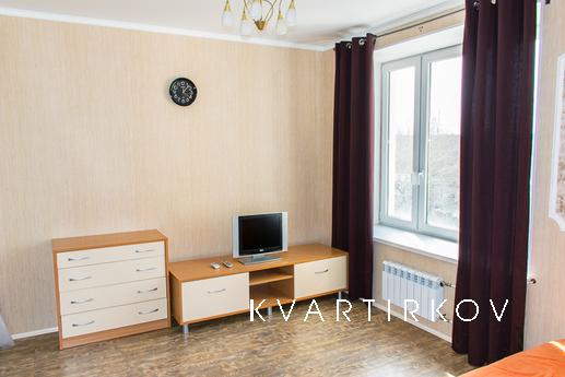 Однокомнатная квартира-студия, Екатеринбург - квартира посуточно