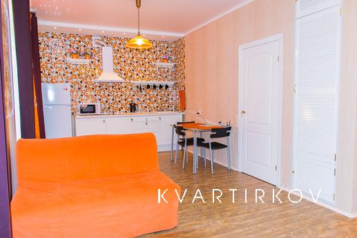 Однокомнатная квартира-студия, Екатеринбург - квартира посуточно