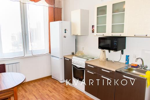 Двухкомнатная квартира посуточно, Екатеринбург - квартира посуточно