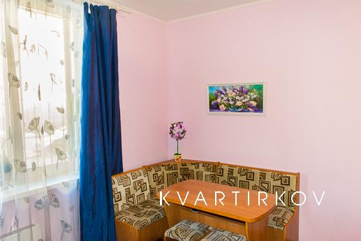 Трехкомнатная квартира посуточно, Екатеринбург - квартира посуточно