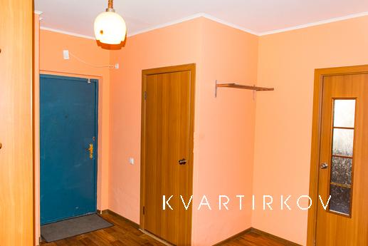 Трехкомнатная квартира посуточно, Екатеринбург - квартира посуточно