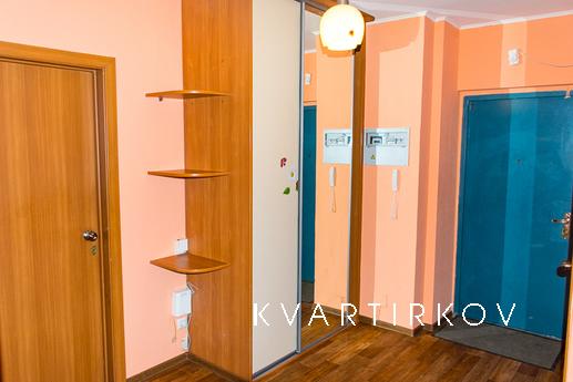 Трехкомнатная квартира посуточно, Екатеринбург - квартира посуточно