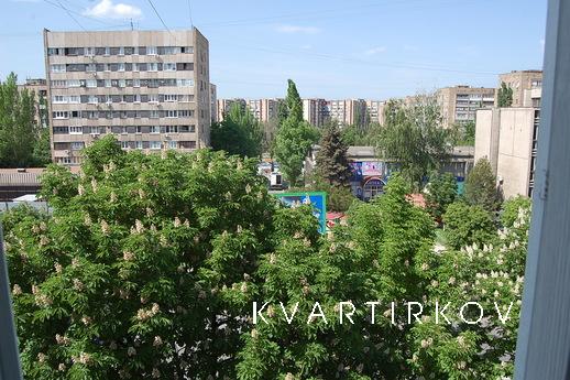 Квартиры посуточно в Луганске, Луганск - квартира посуточно