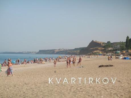 Rent an apartment near the sea, Sevastopol - apartment by the day