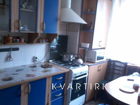 Rent an apartment in the center of the p, Yevpatoriya - apartment by the day