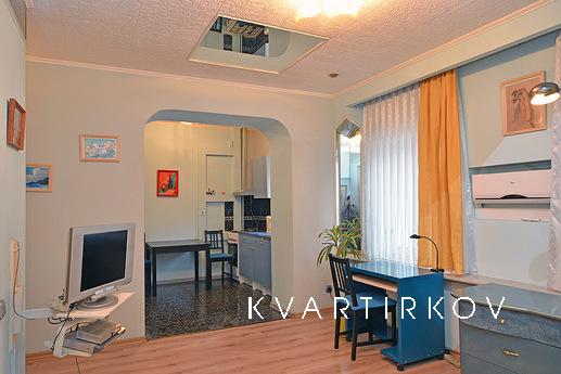 Квартира на сутки метро Смоленская, Москва - квартира посуточно