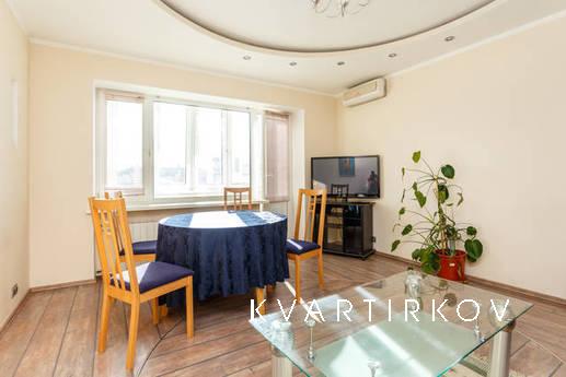 Апартаменты у метро Кропоткинская и Арба, Москва - квартира посуточно